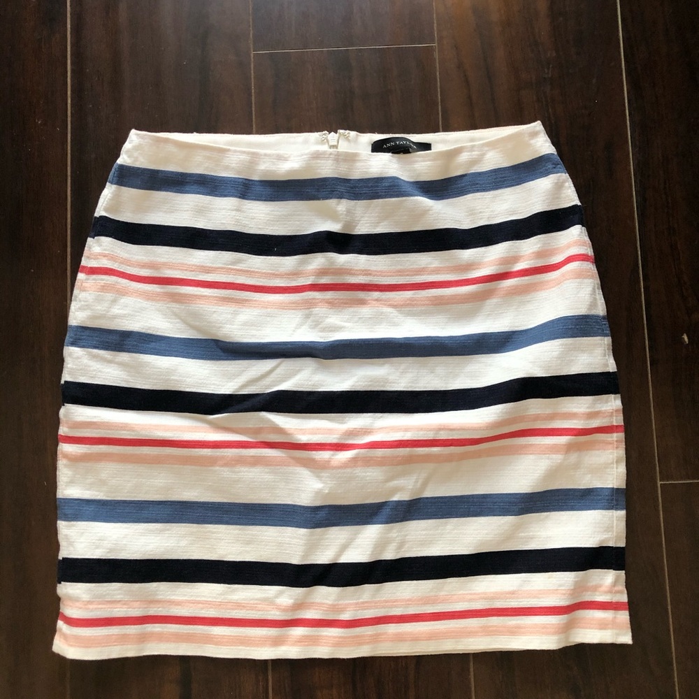 Ann Taylor multi color skirt